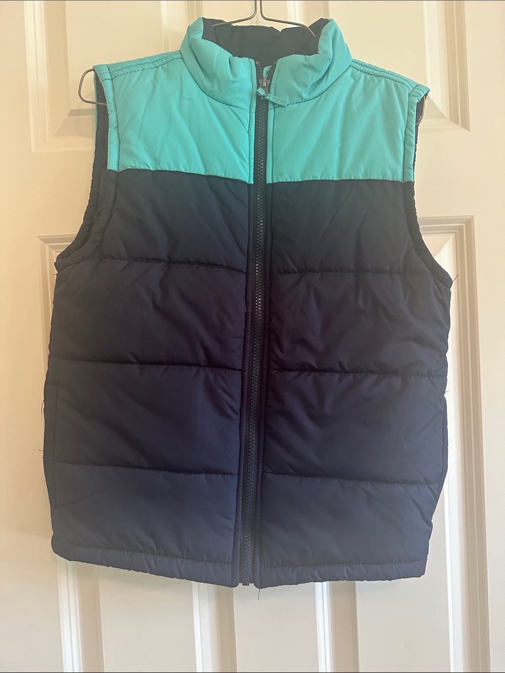 crown & ivy Kids Colorblock Puffer Vest - Navy and Teal